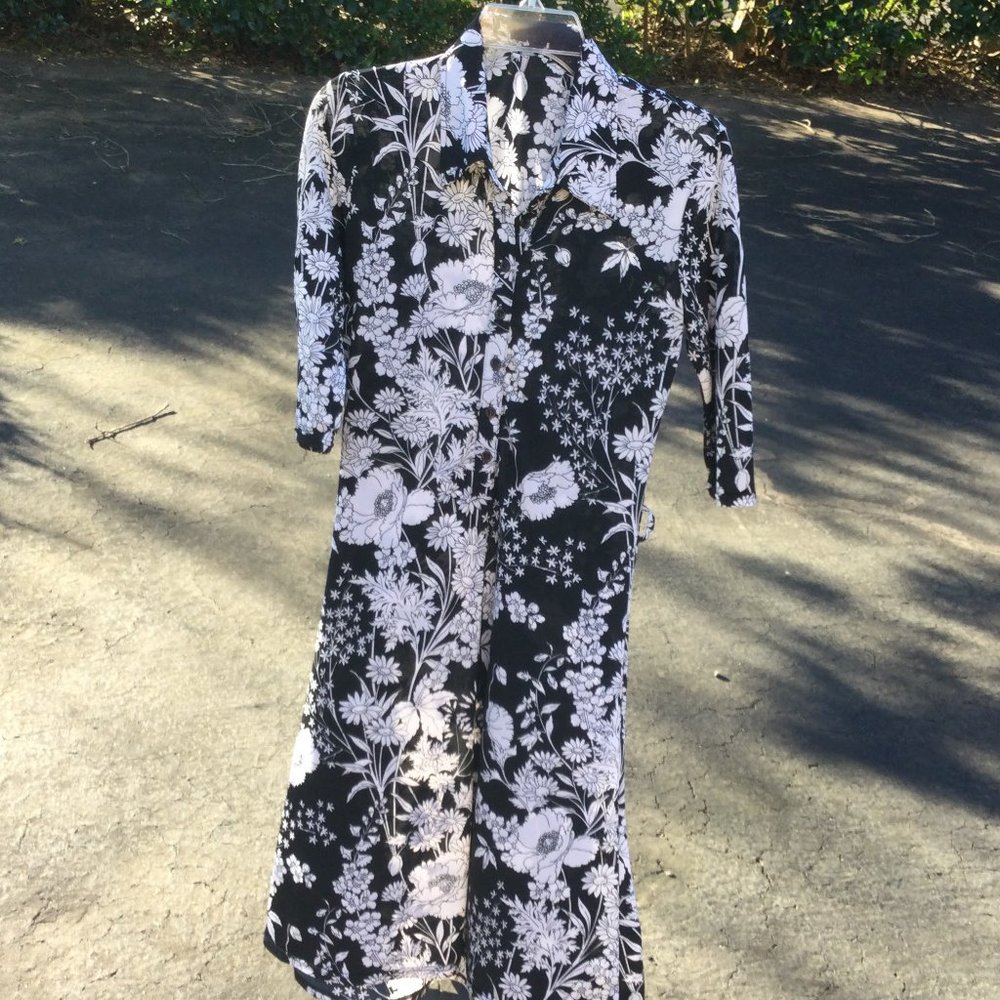 Fabulous Black & White Floral Long Dress